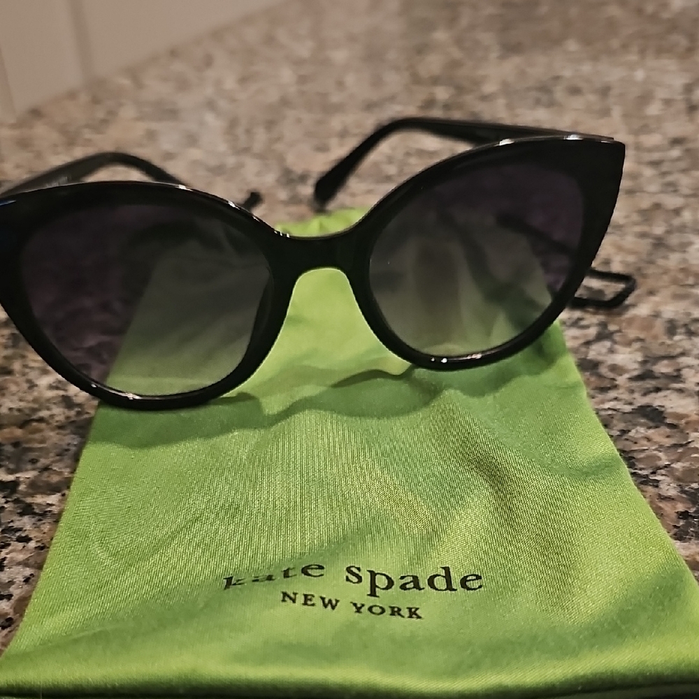 Kate Spade Black Sunglasses with Lime Pouch
